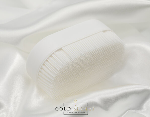 Gold Secret Witte Stofborstel